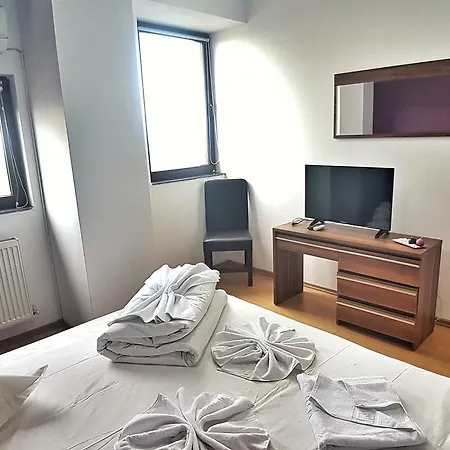 Bari Luxury Mamaja